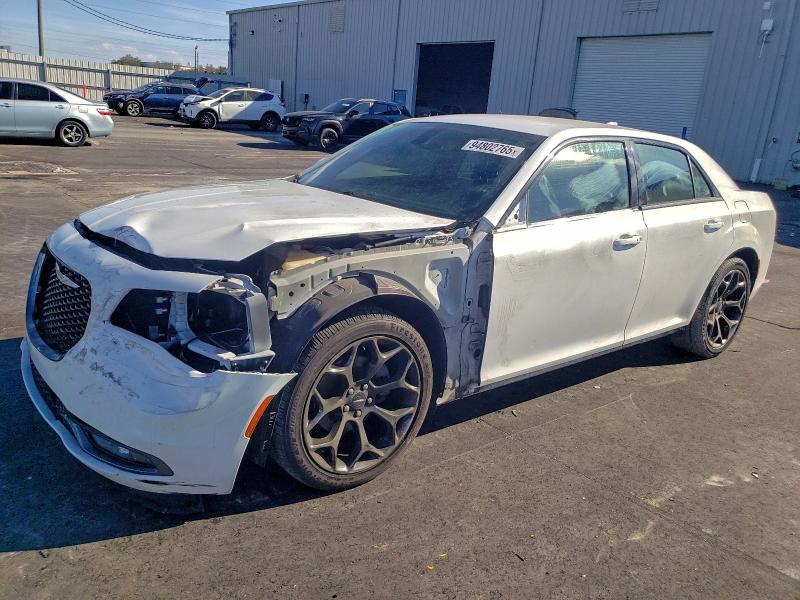 2017 CHRYSLER 300 S #3308473345