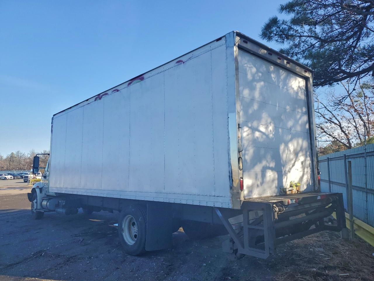 Lot #3302796912 2012 INTERNATIONAL 4000