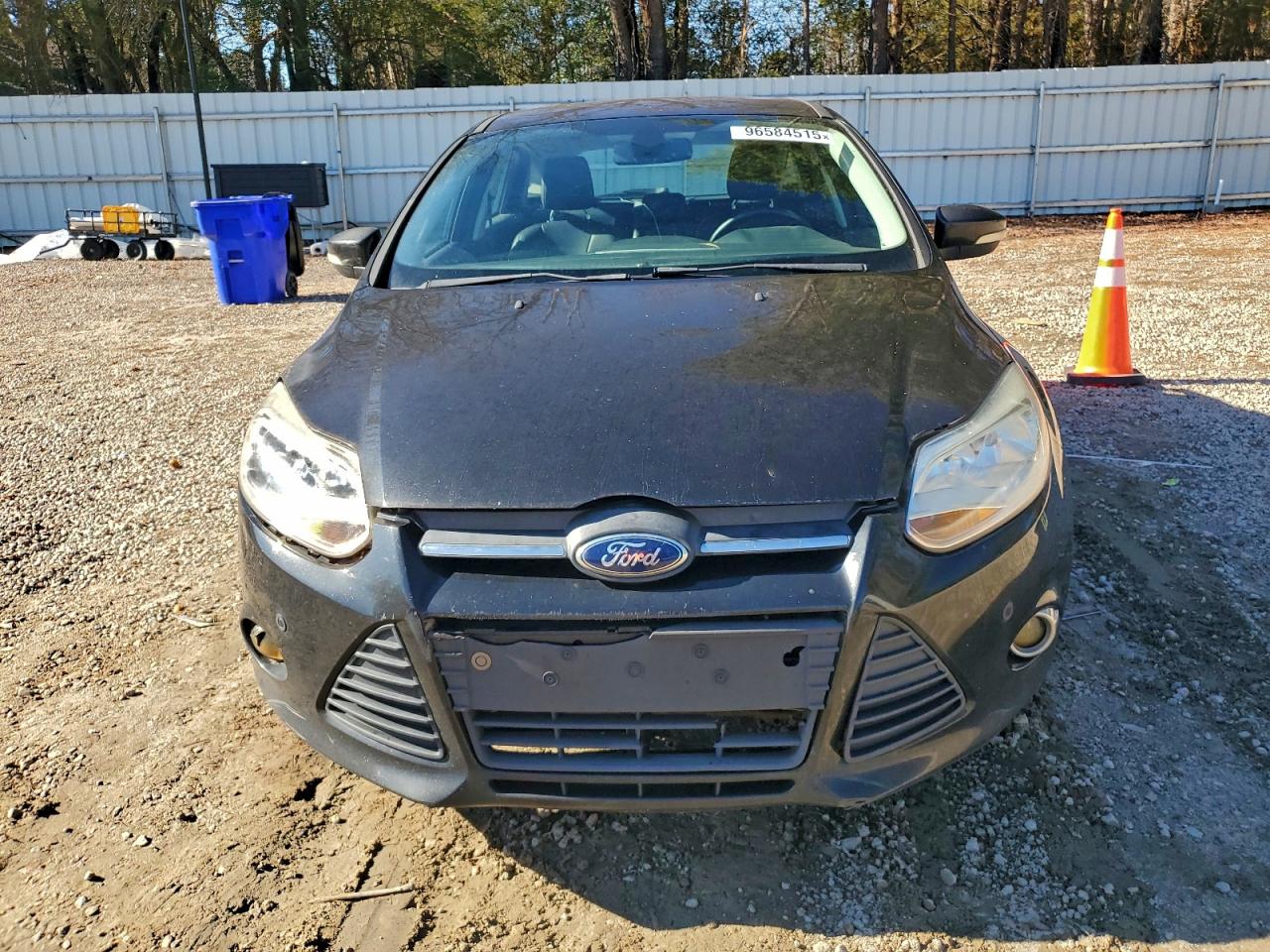 FORD FOCUS TITANIUM