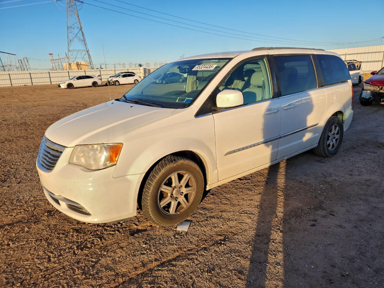 Lot #3302905018 2013 CHRYSLER TOWN & COU