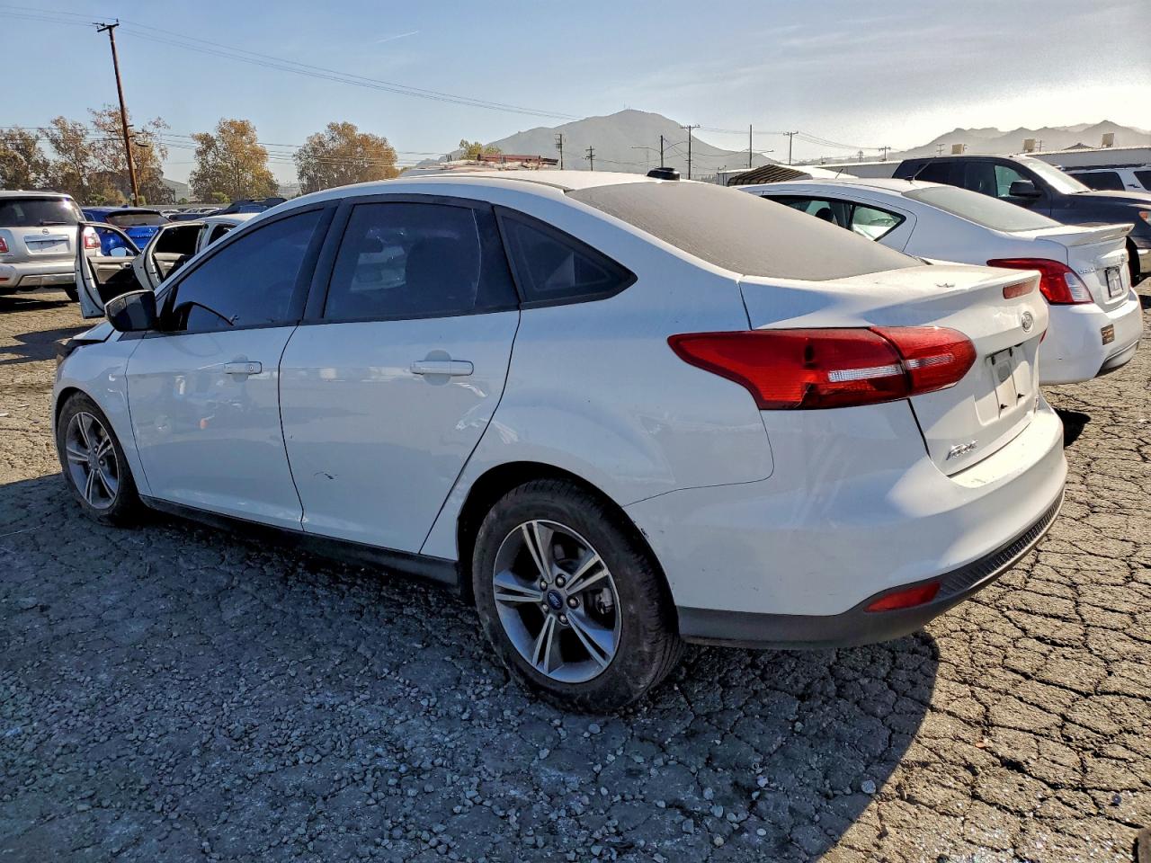 Lot #3318186947 2016 FORD FOCUS SE