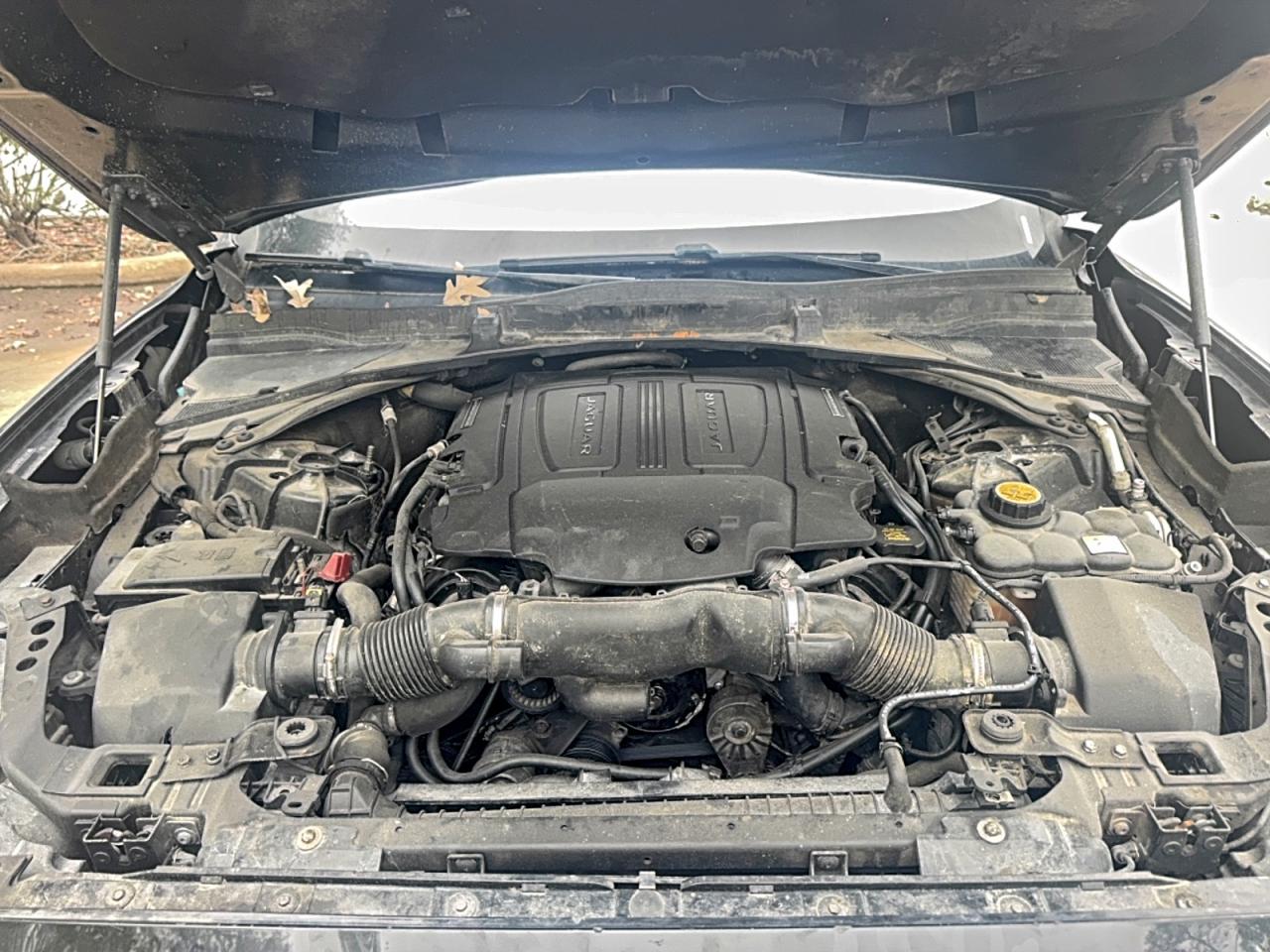 JAGUAR F-PACE PREMIUM