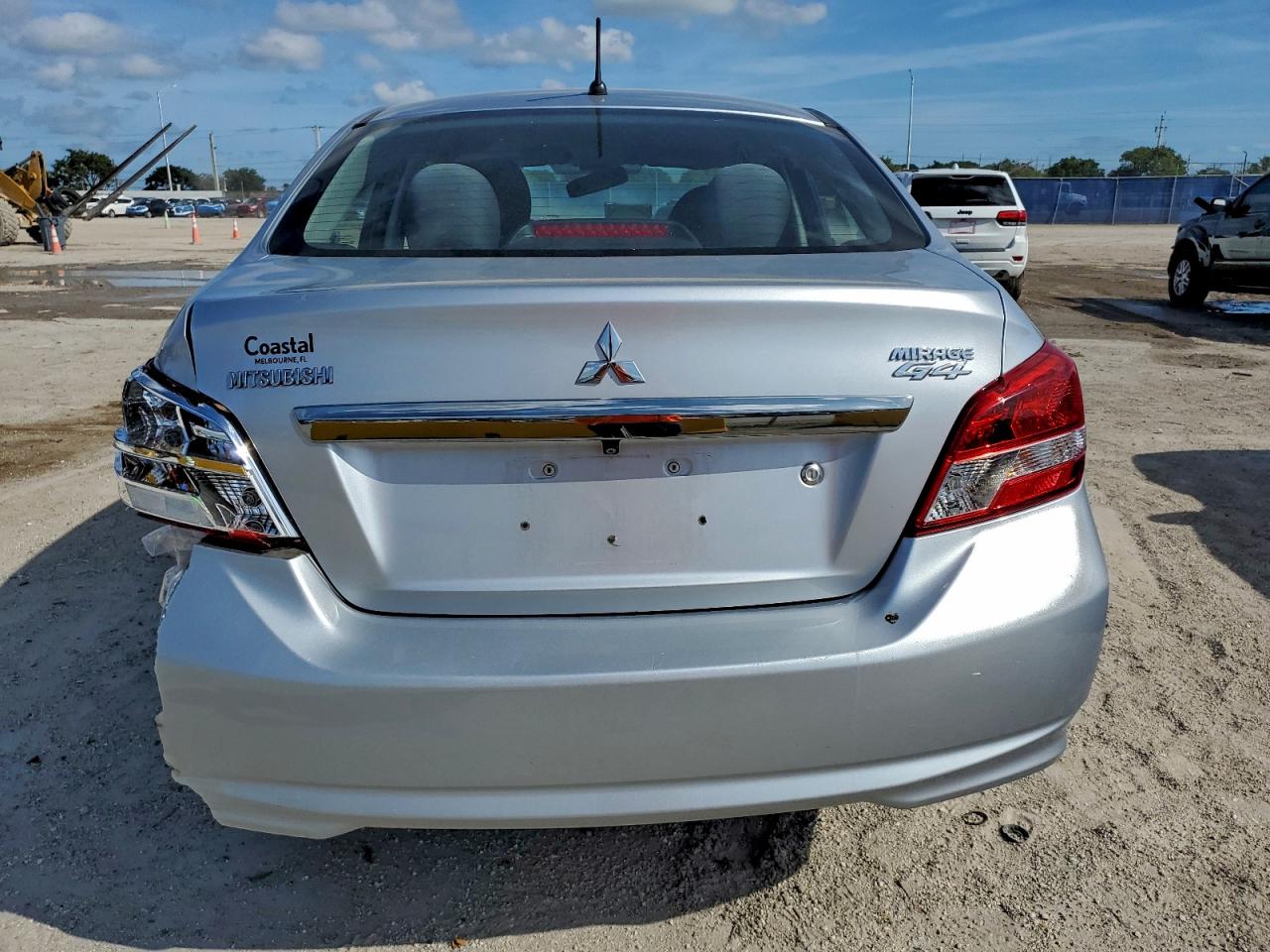 MITSUBISHI MIRAGE G4 ES