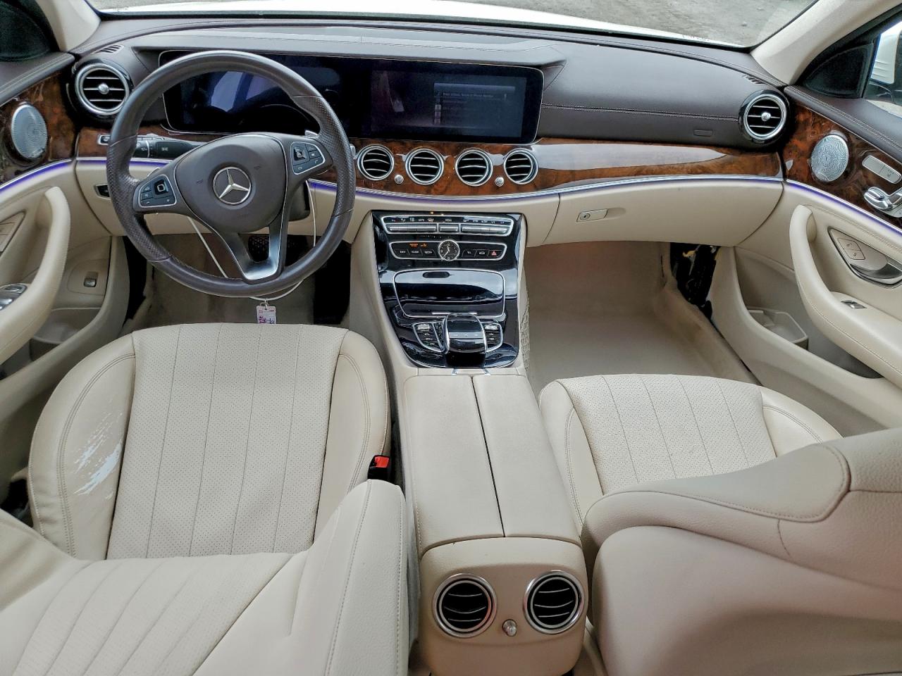 MERCEDES-BENZ E-CLASS 300