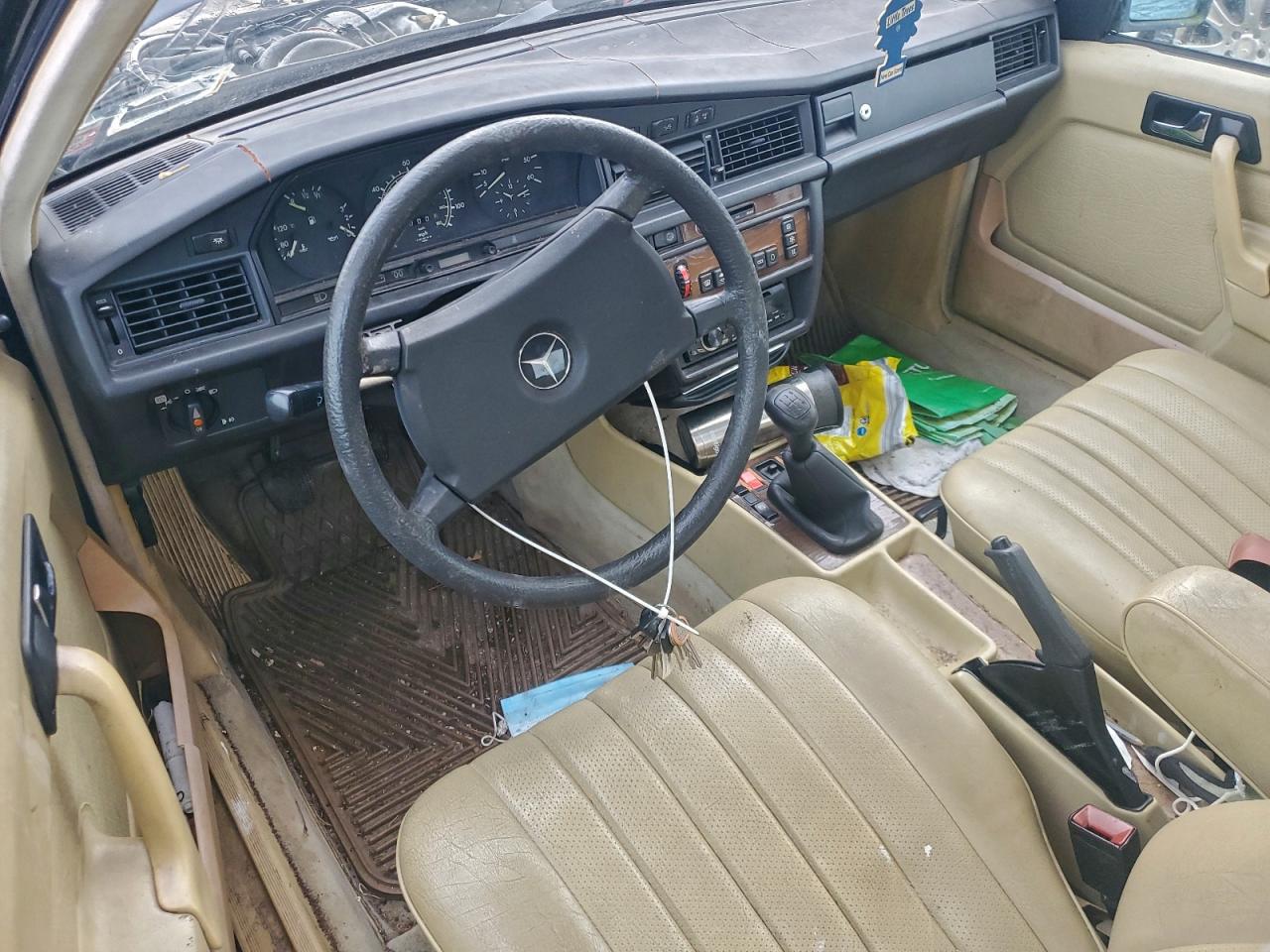 Lot #3319859157 1984 MERCEDES-BENZ 190 D 2.2