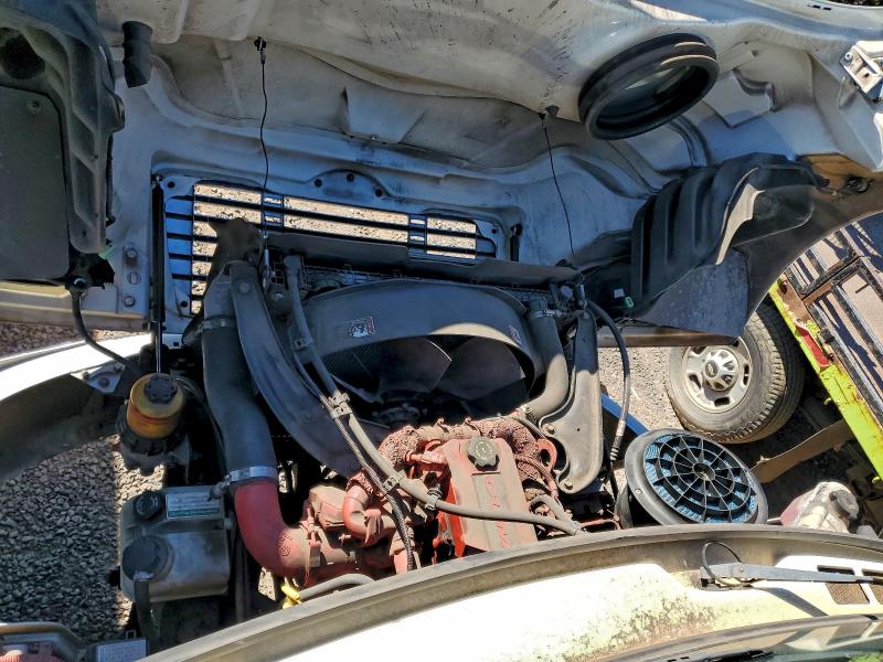 2015 FREIGHTLINER M2 106 MED #3302111125