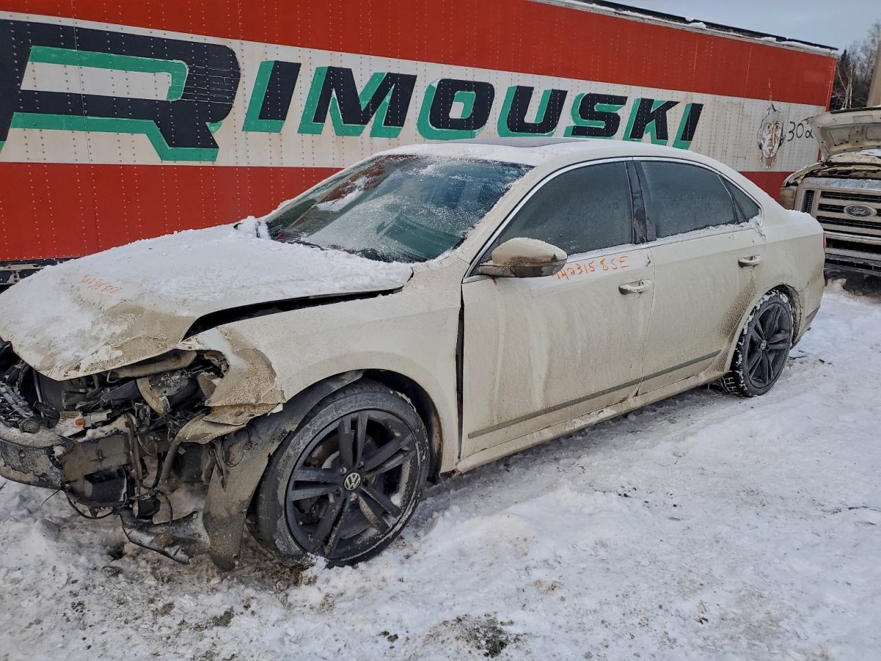 VOLKSWAGEN PASSAT SE