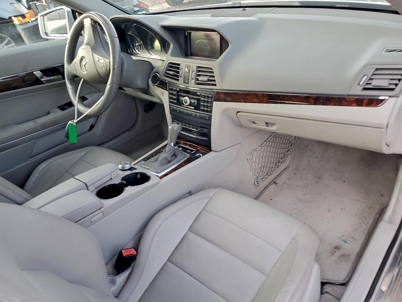 MERCEDES-BENZ E-CLASS 350