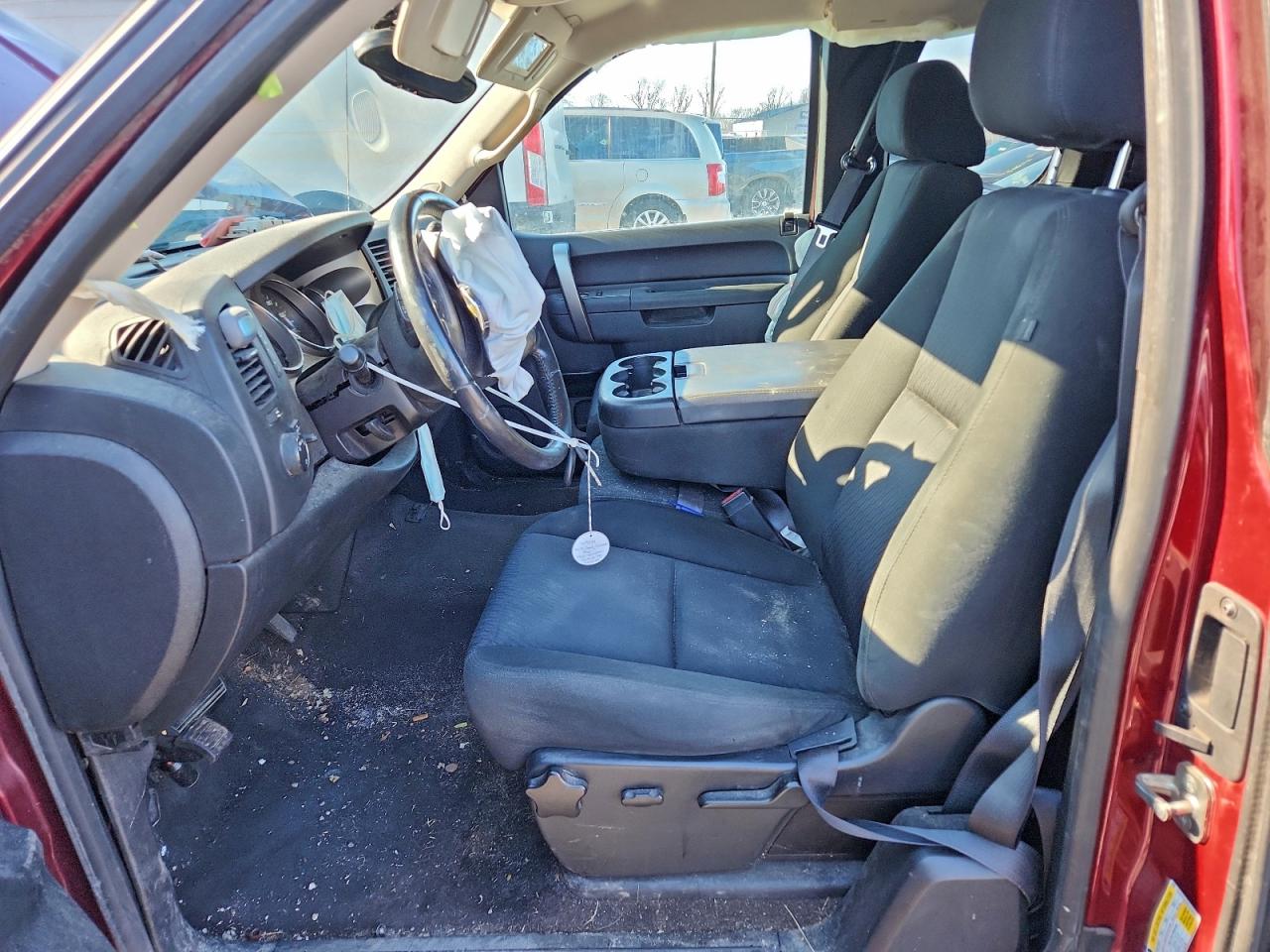 CHEVROLET SILVERADO C1500 LT