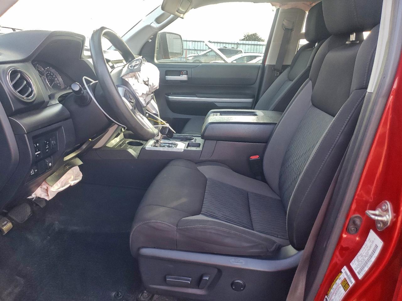 TOYOTA TUNDRA CREWMAX SR5