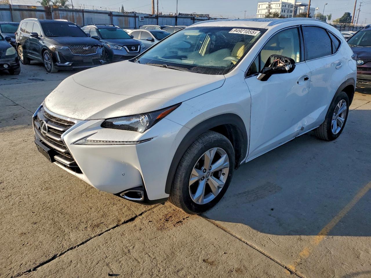 LEXUS NX 200T BASE