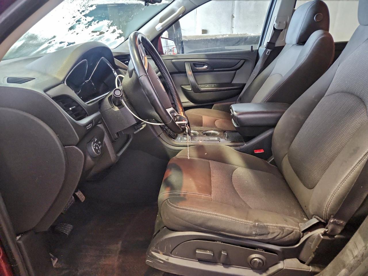 CHEVROLET TRAVERSE LT