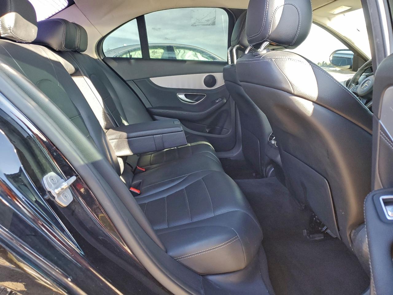 MERCEDES-BENZ C-CLASS 300