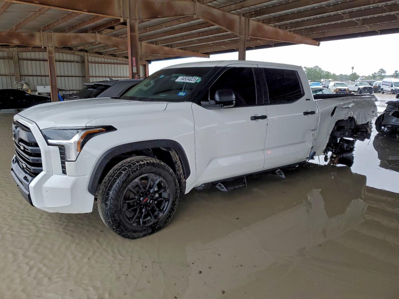 TOYOTA TUNDRA CREWMAX SR5