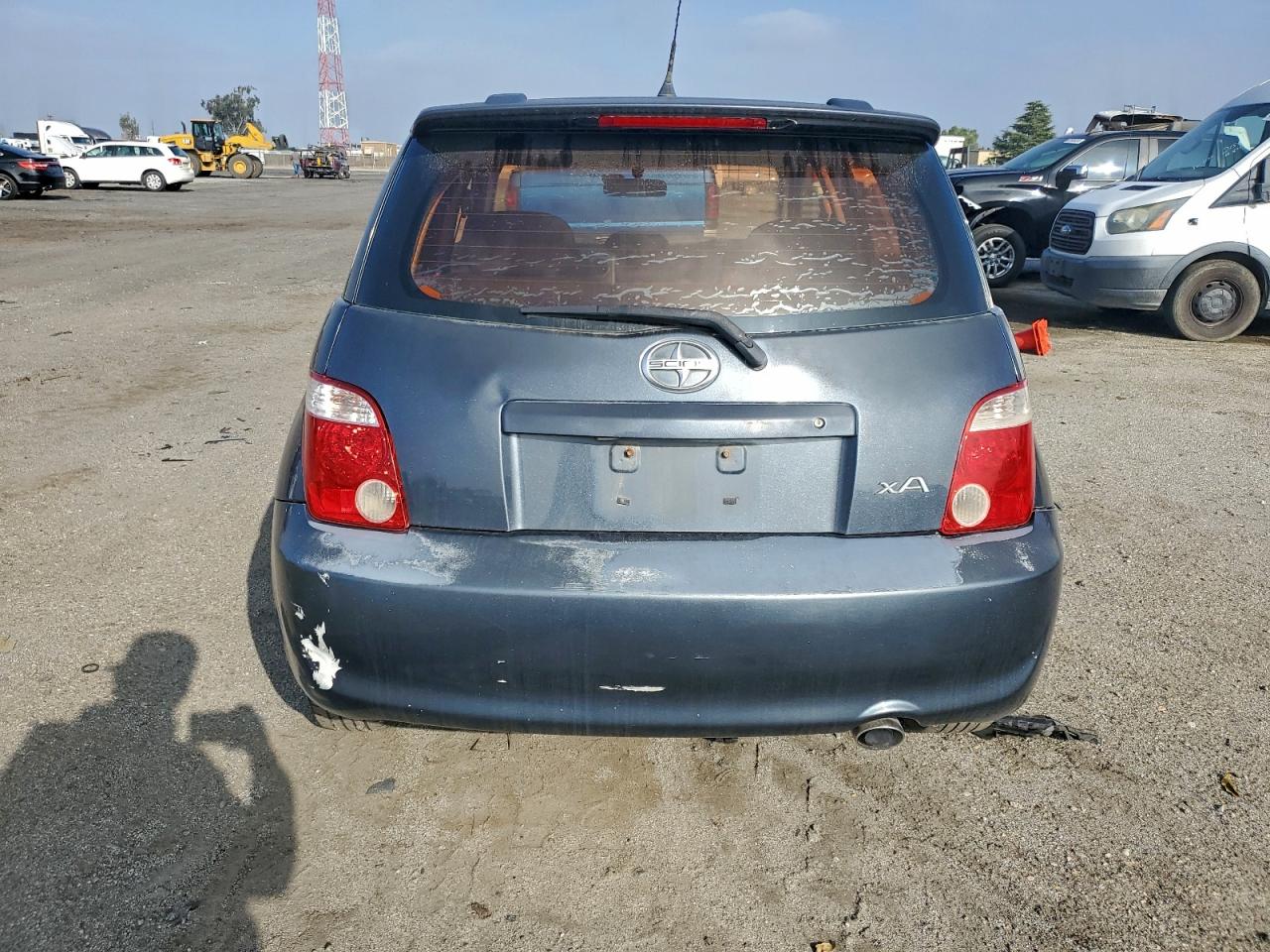 Lot #3302929641 2006 TOYOTA SCION XA