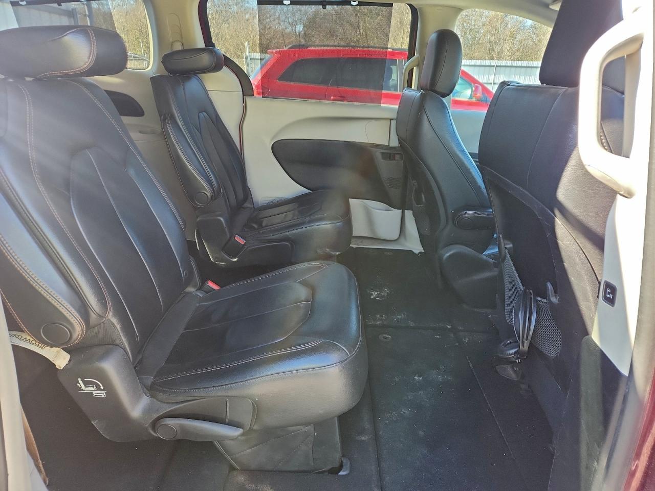 CHRYSLER PACIFICA TOURING L