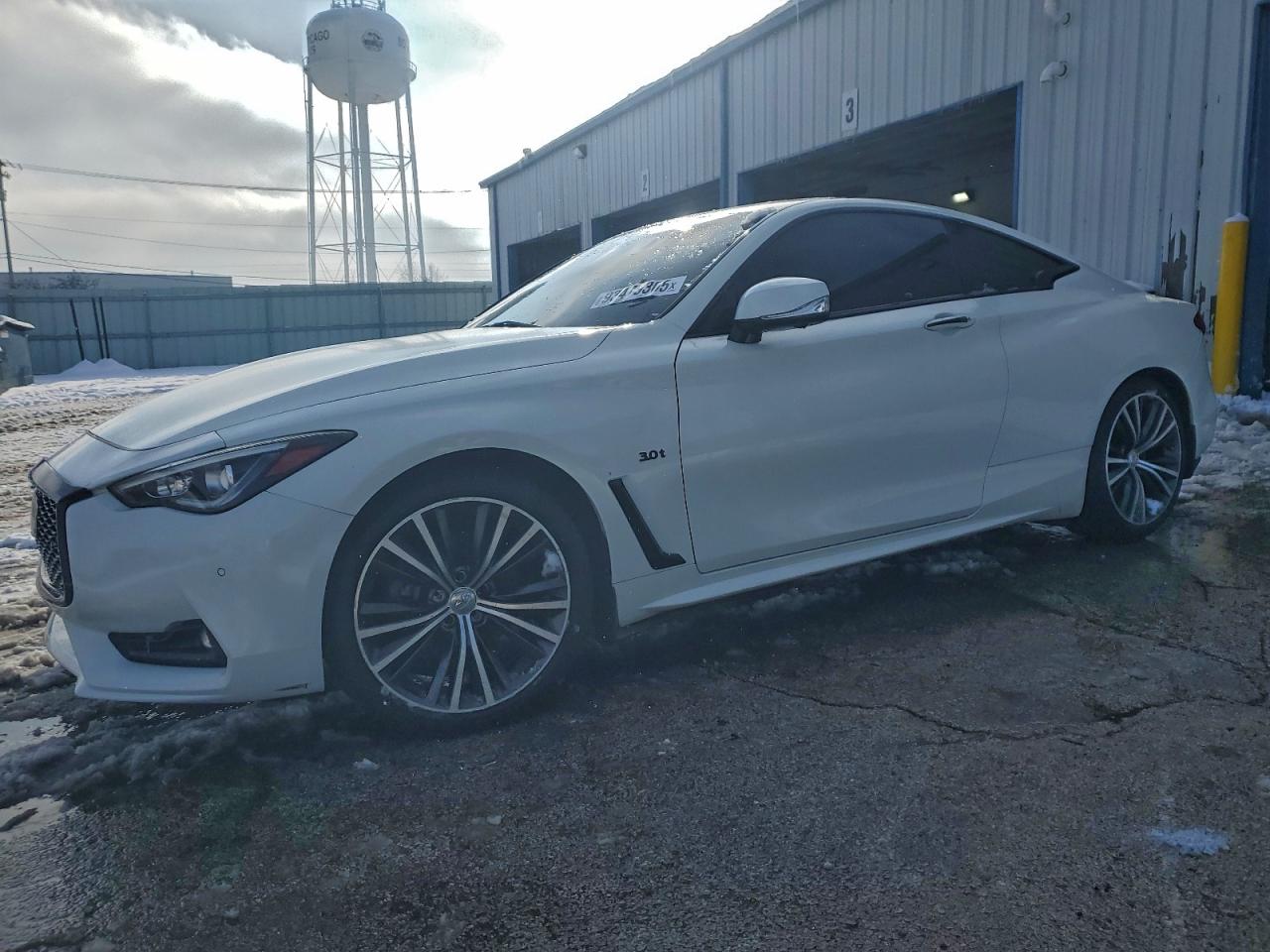 Lot #3302841903 2018 INFINITI Q60 LUXE 3