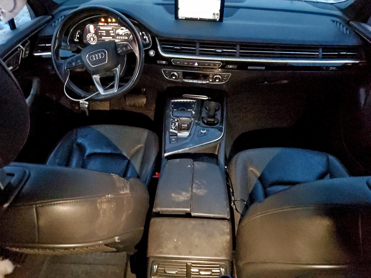 AUDI Q7 PREMIUM PLUS