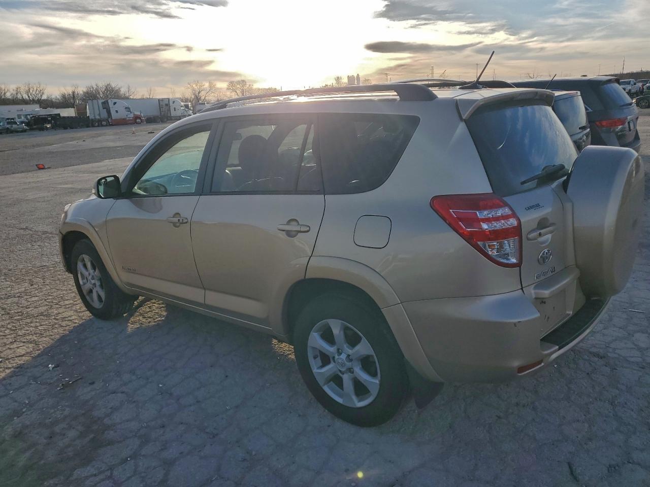 TOYOTA RAV4 LIMITED