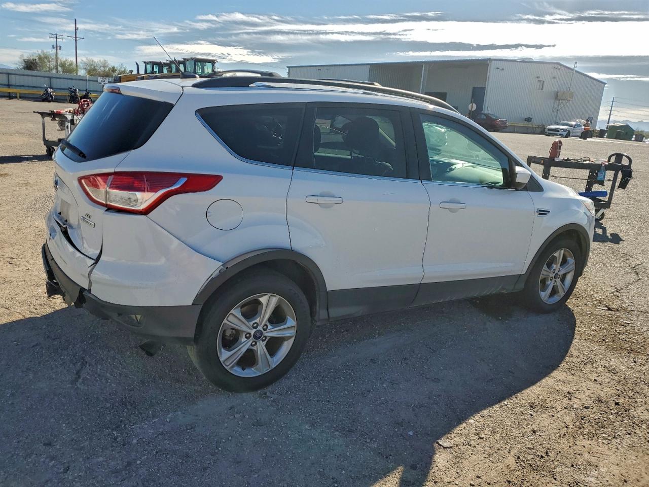 FORD ESCAPE SE