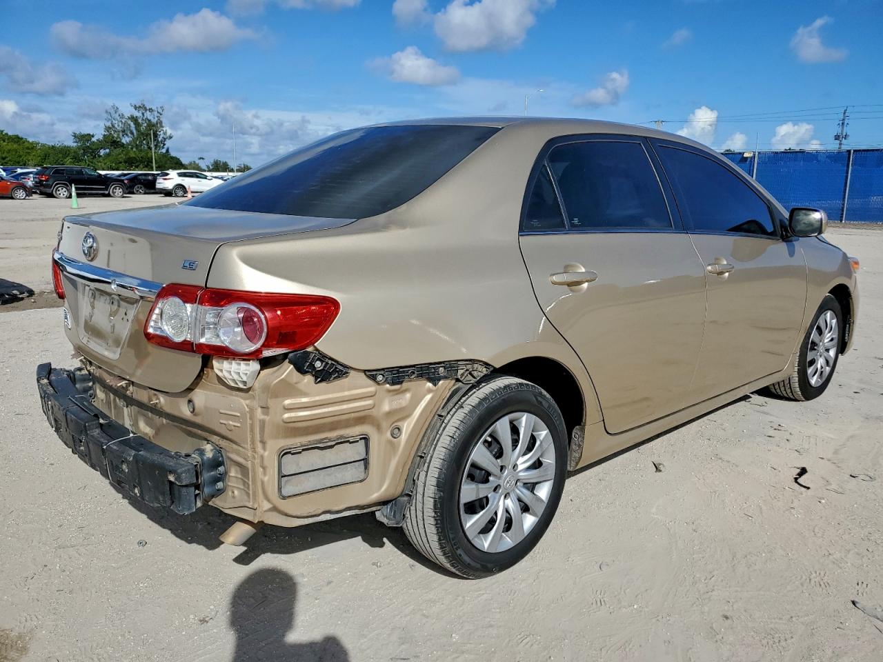 Lot #3302878929 2013 TOYOTA COROLLA BA