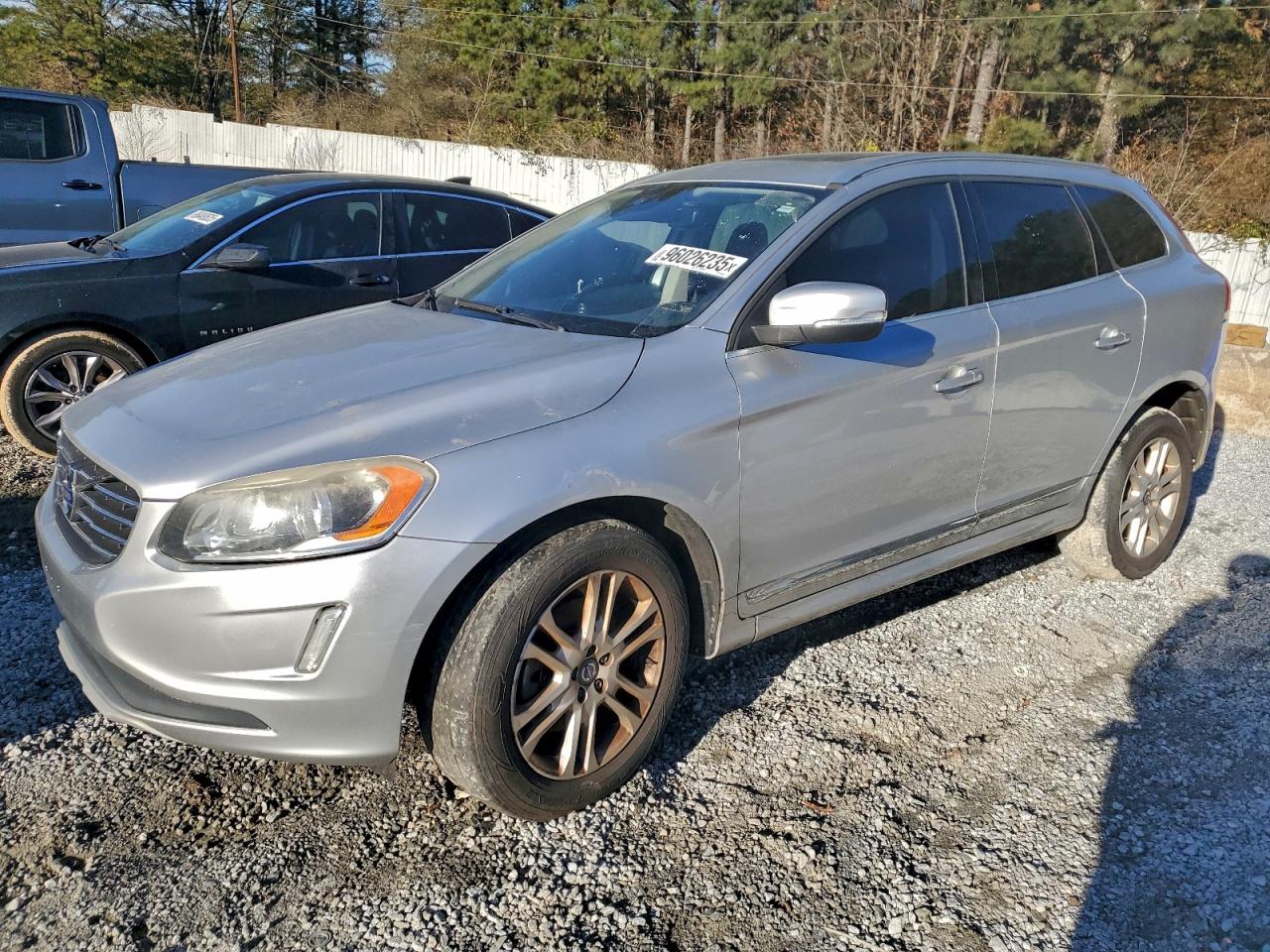 VOLVO XC60 T5 PREMIER