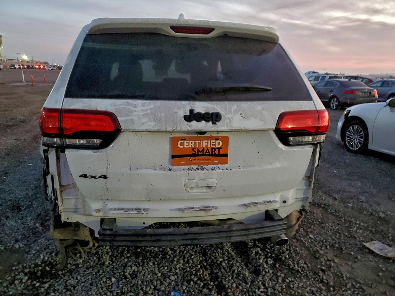 JEEP GRAND CHEROKEE LAREDO