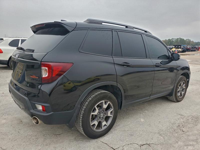 2023 HONDA PASSPORT T #3304505478