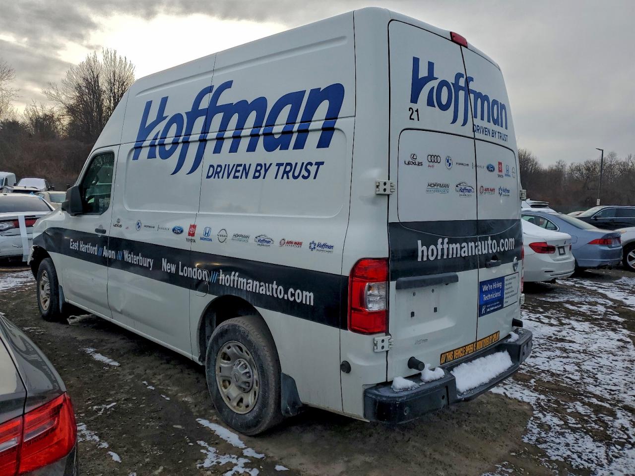 NISSAN NV2500 2500 S