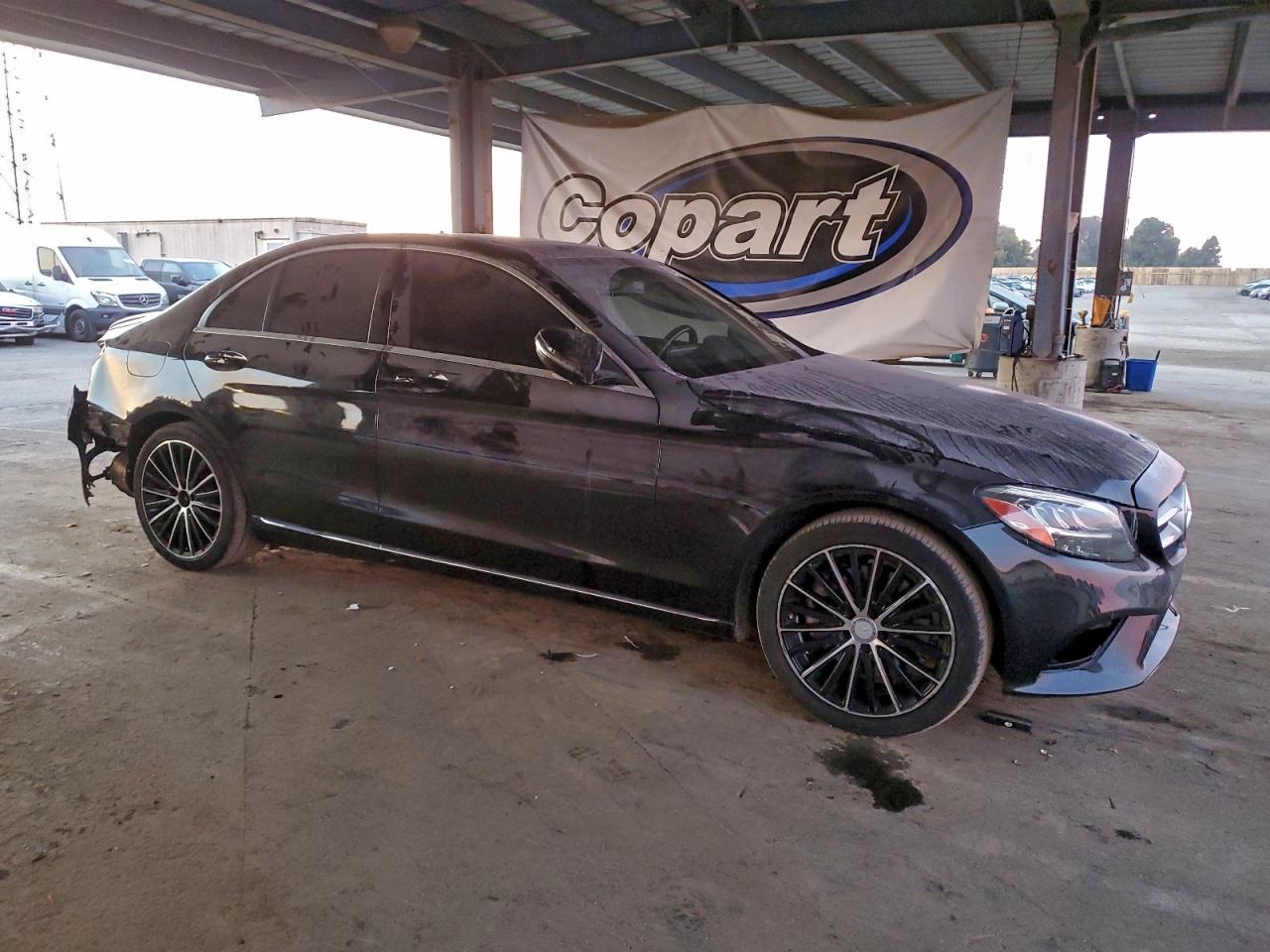 MERCEDES-BENZ C-CLASS 300