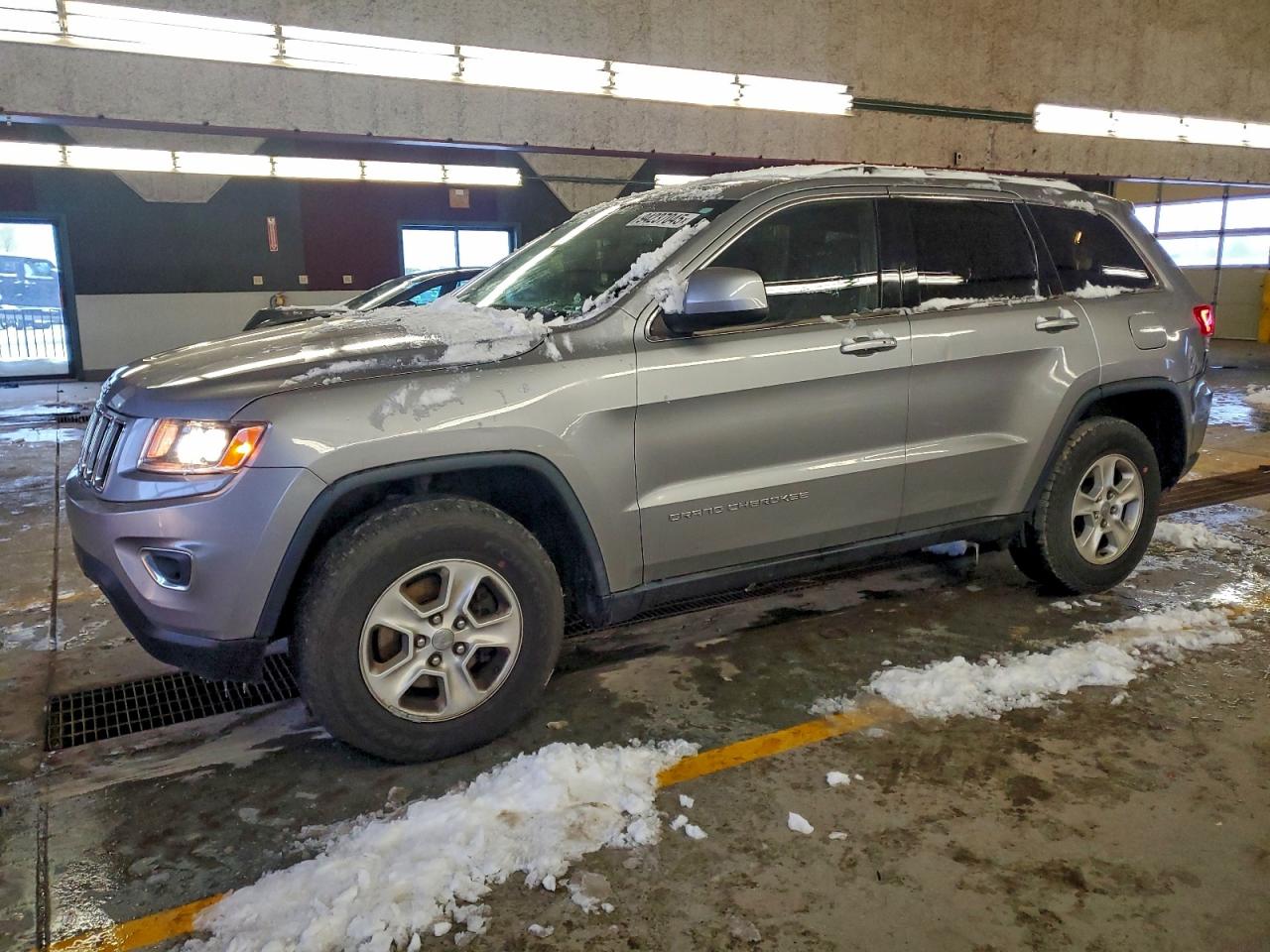 JEEP GRAND CHEROKEE LAREDO