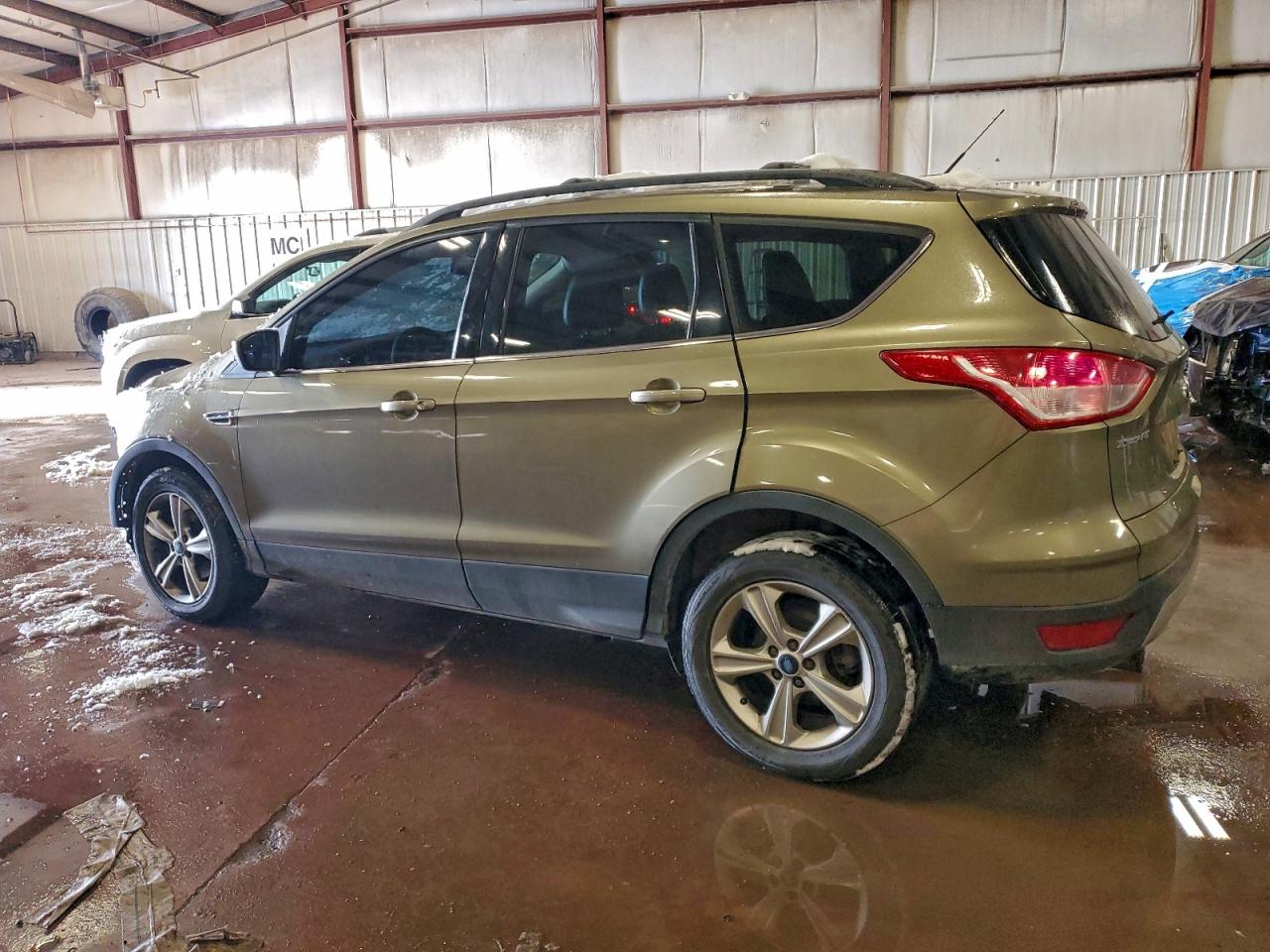 FORD ESCAPE SE