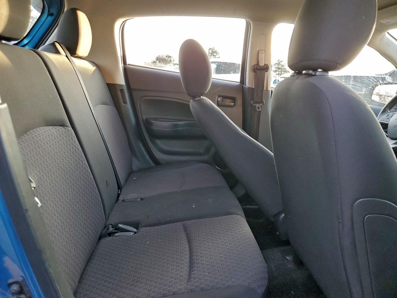 MITSUBISHI MIRAGE ES