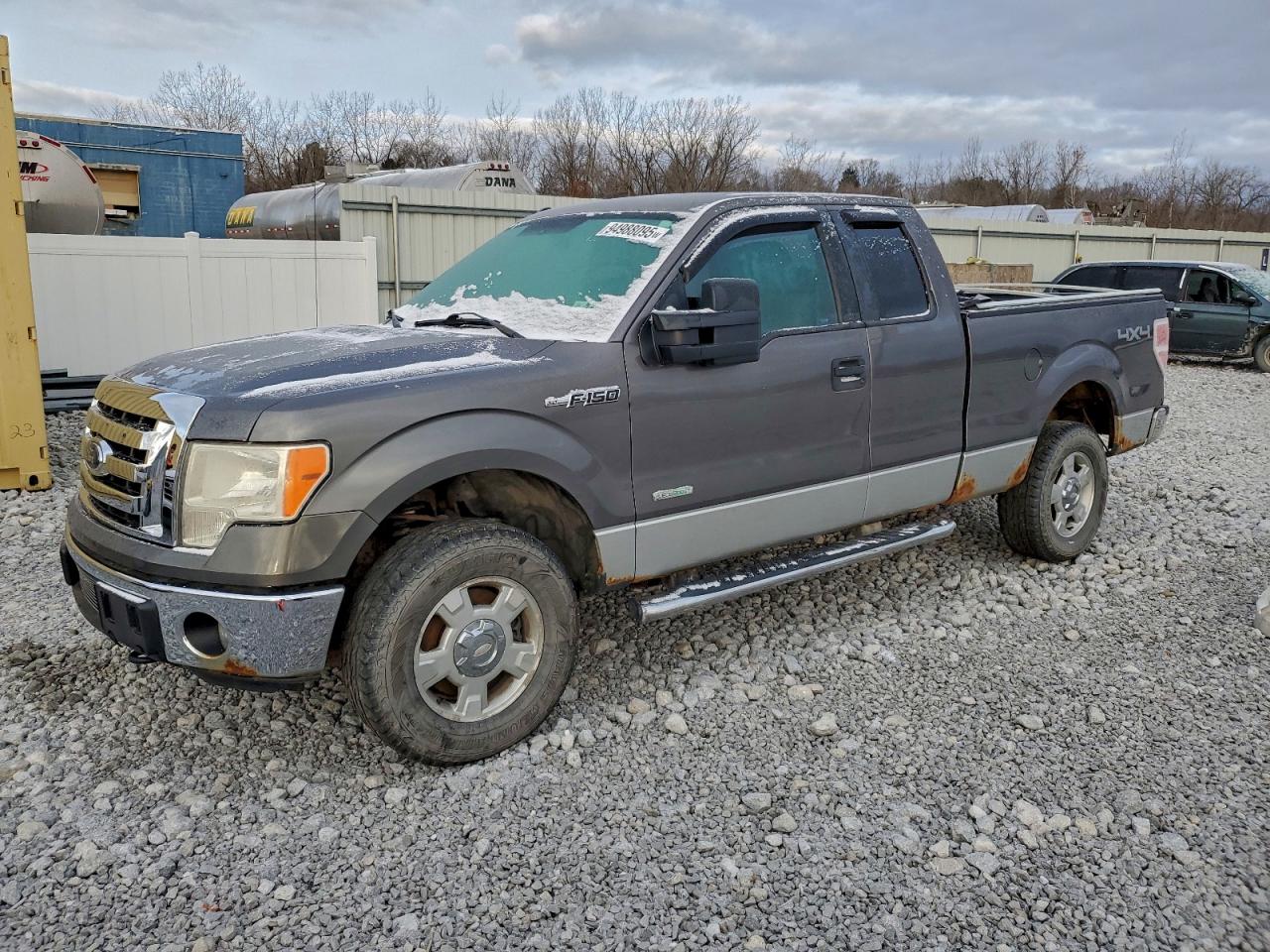 FORD F-150 SUPER CAB