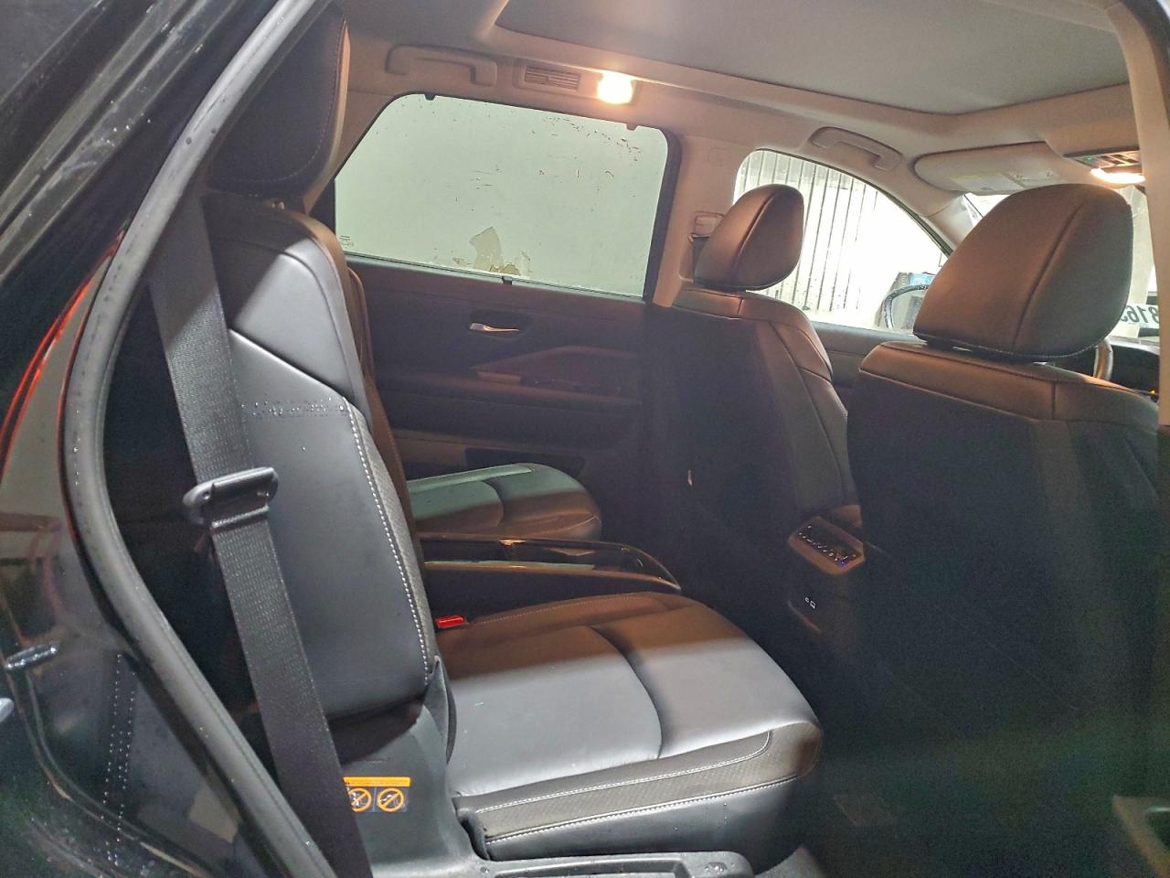 NISSAN PATHFINDER SL