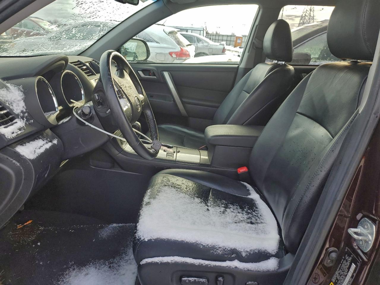 TOYOTA HIGHLANDER BASE