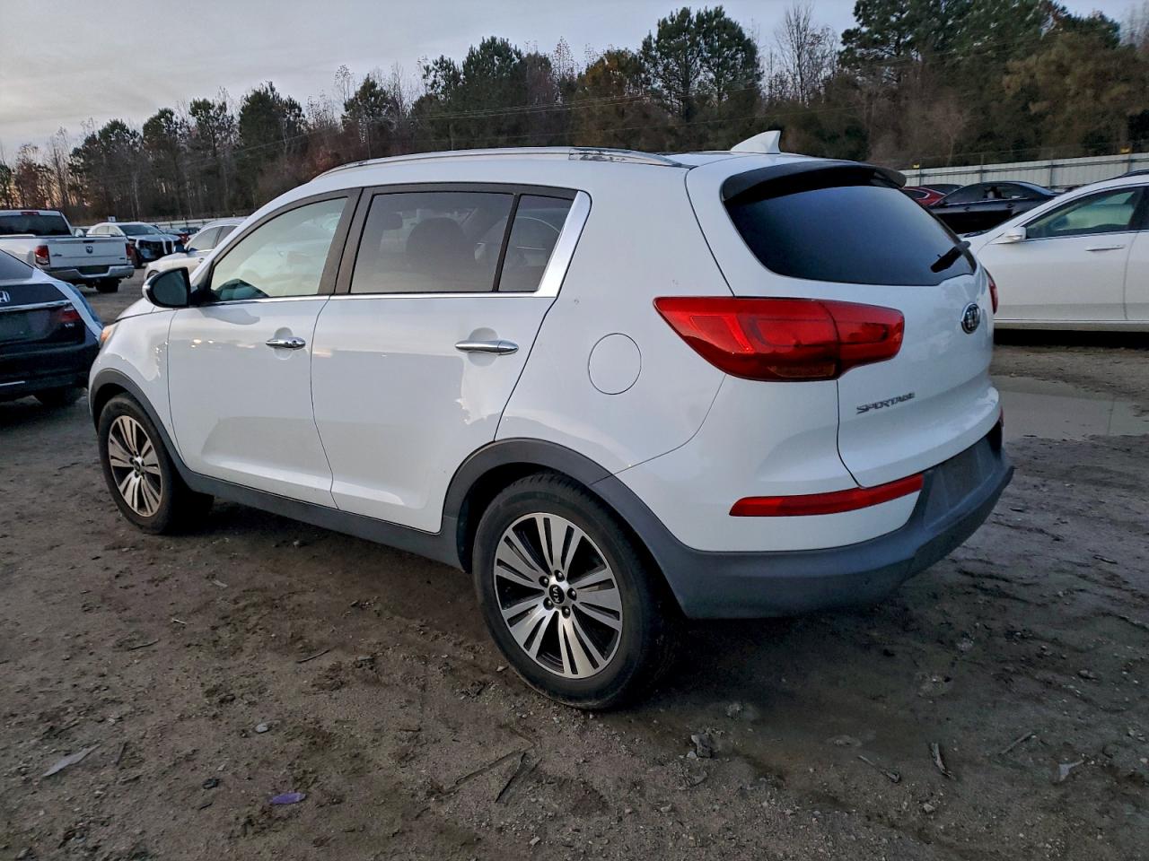 KIA SPORTAGE EX