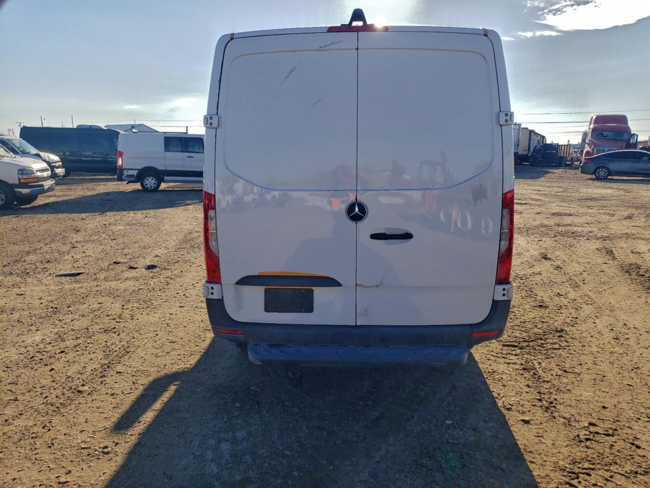 MERCEDES-BENZ SPRINTER 2500