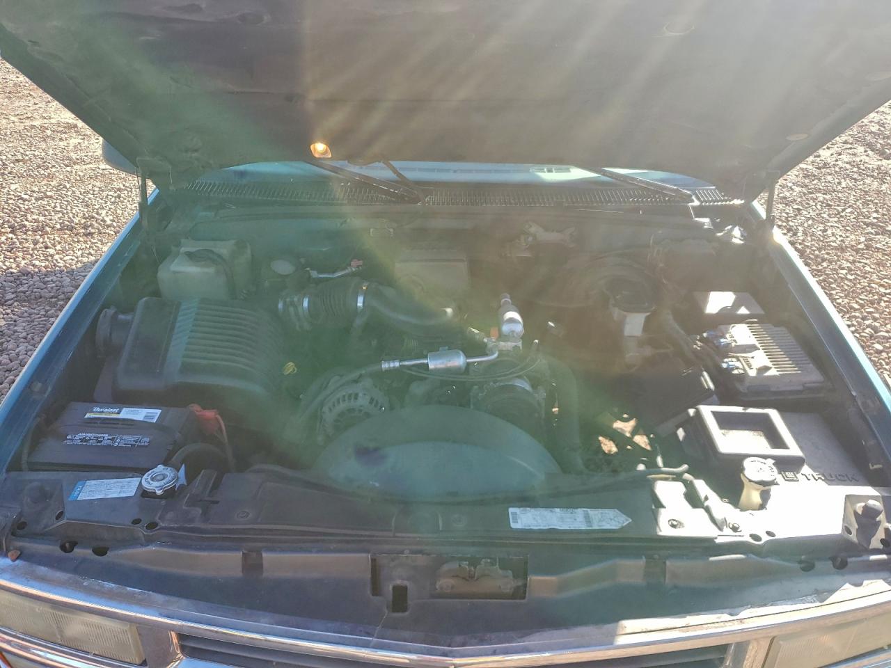 Lot #3311750741 1997 CHEVROLET GMT-400 C1