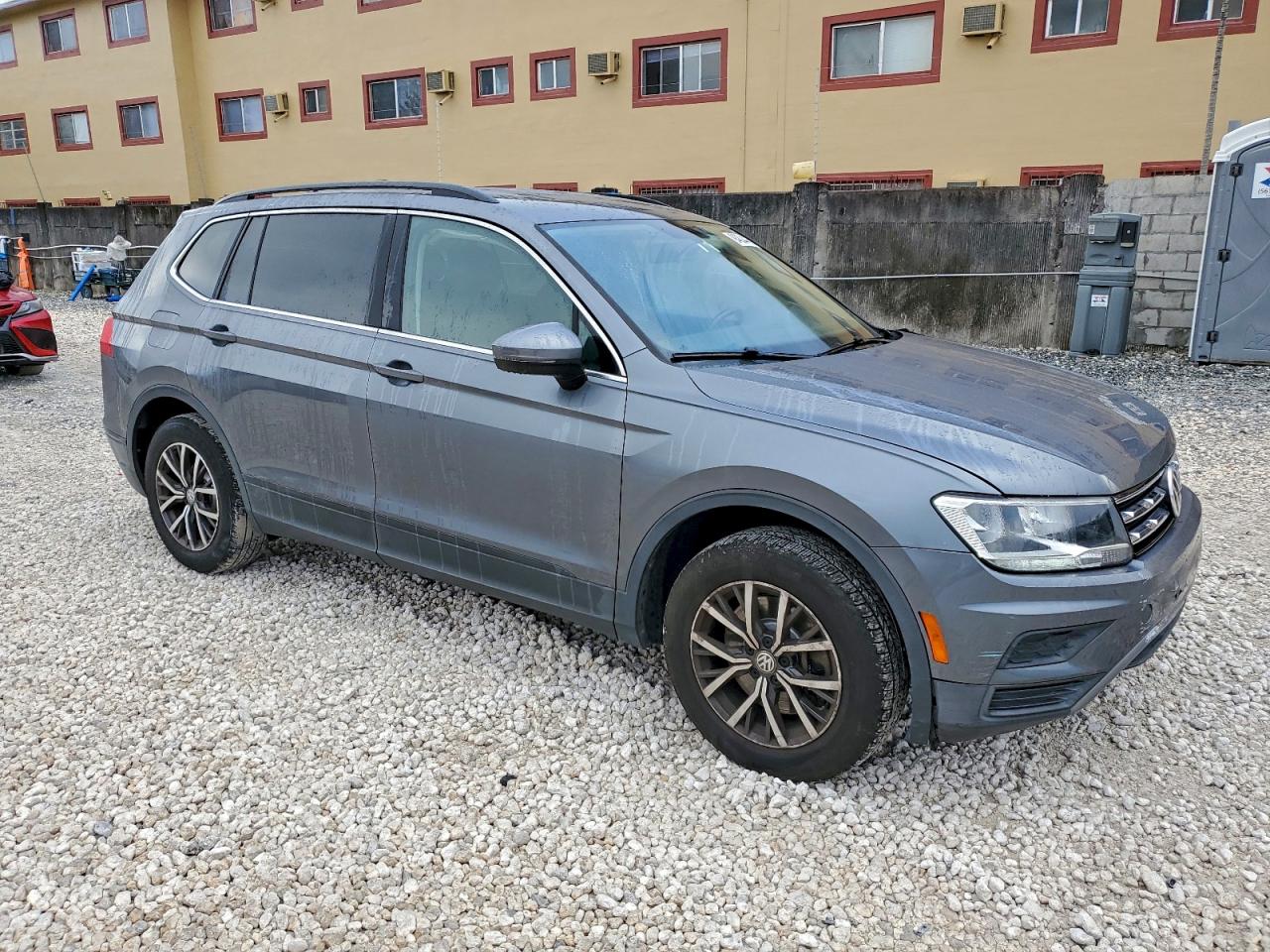 Lot #3312272789 2019 VOLKSWAGEN TIGUAN SE