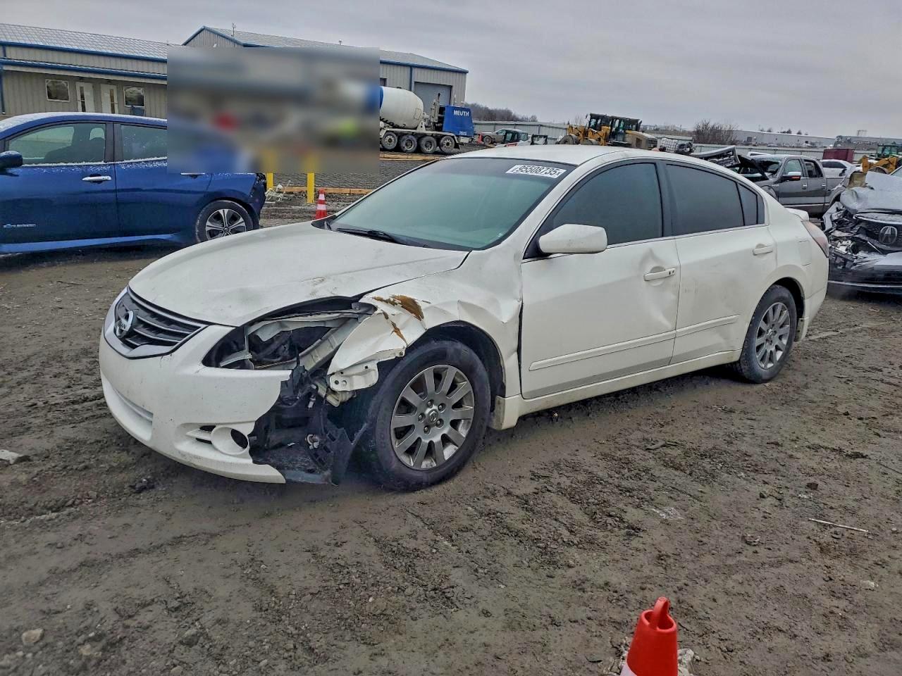 NISSAN ALTIMA BASE