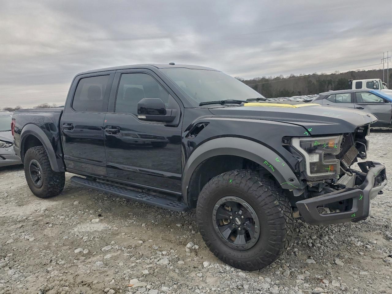 FORD F-150 RAPTOR