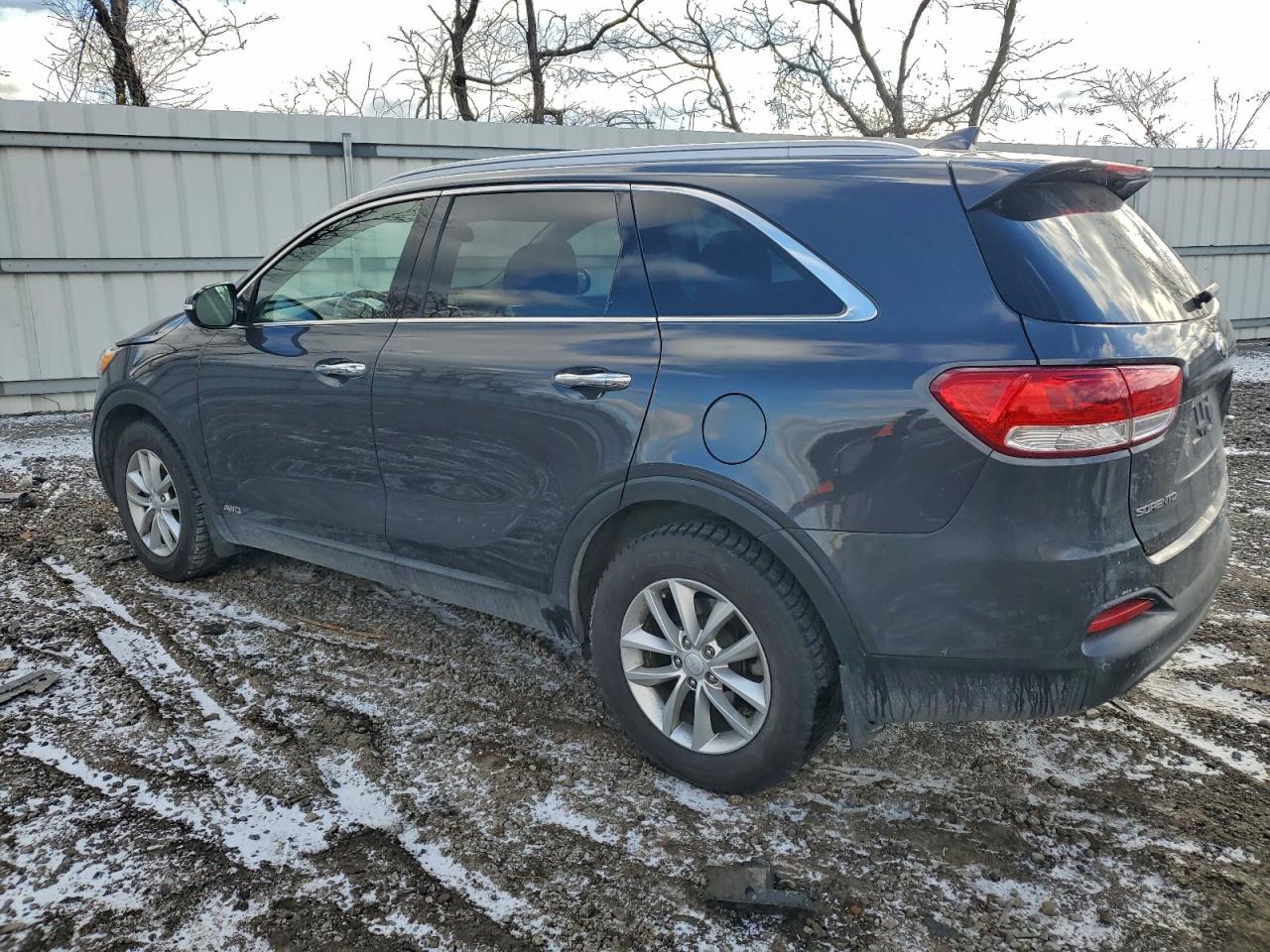 Lot #3315665777 2017 KIA SORENTO LX