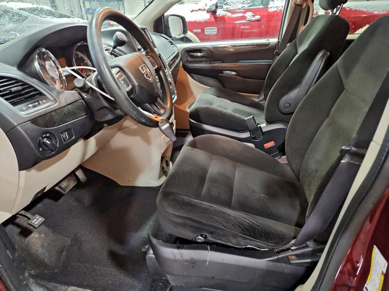 DODGE GRAND CARAVAN SE