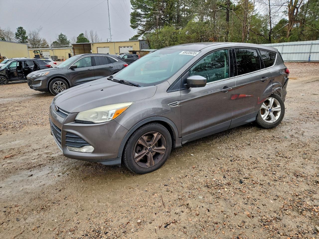 FORD ESCAPE SE