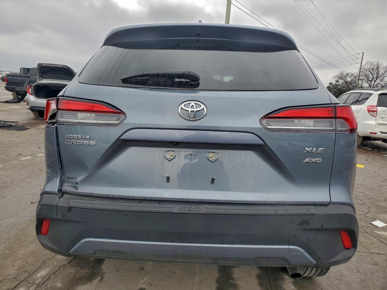 TOYOTA COROLLA CROSS XLE