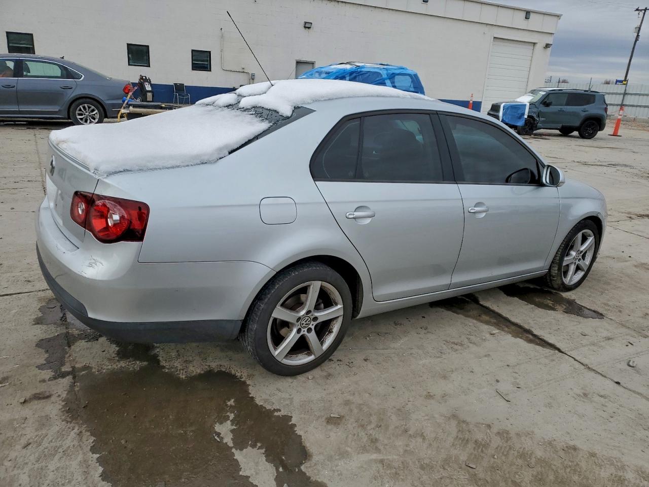 Lot #3308649530 2009 VOLKSWAGEN JETTA S