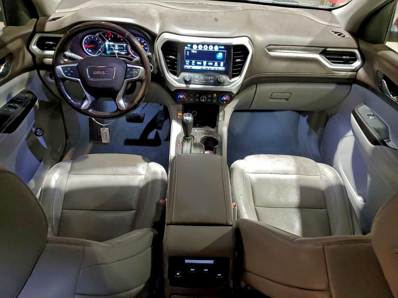 GMC ACADIA SLT-1