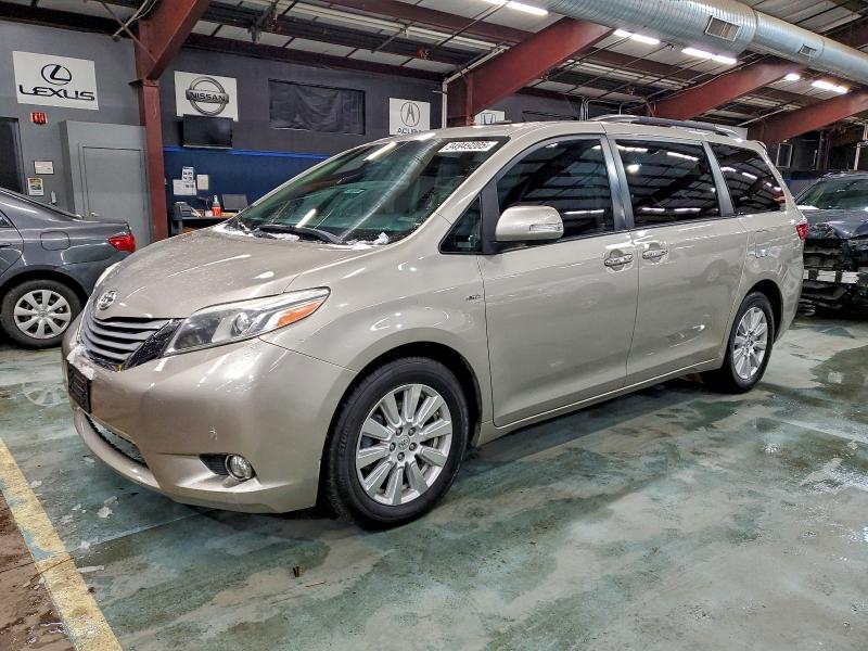 2017 TOYOTA SIENNA XLE #3304002644