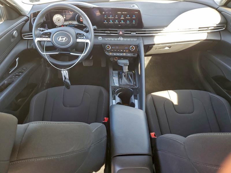 2025 HYUNDAI ELANTRA SE #3305410316